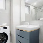 8th Hill Apartmán *