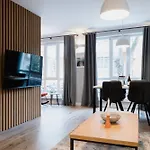 8th Hill Apartmán