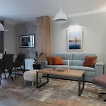 8th Hill Apartmán *